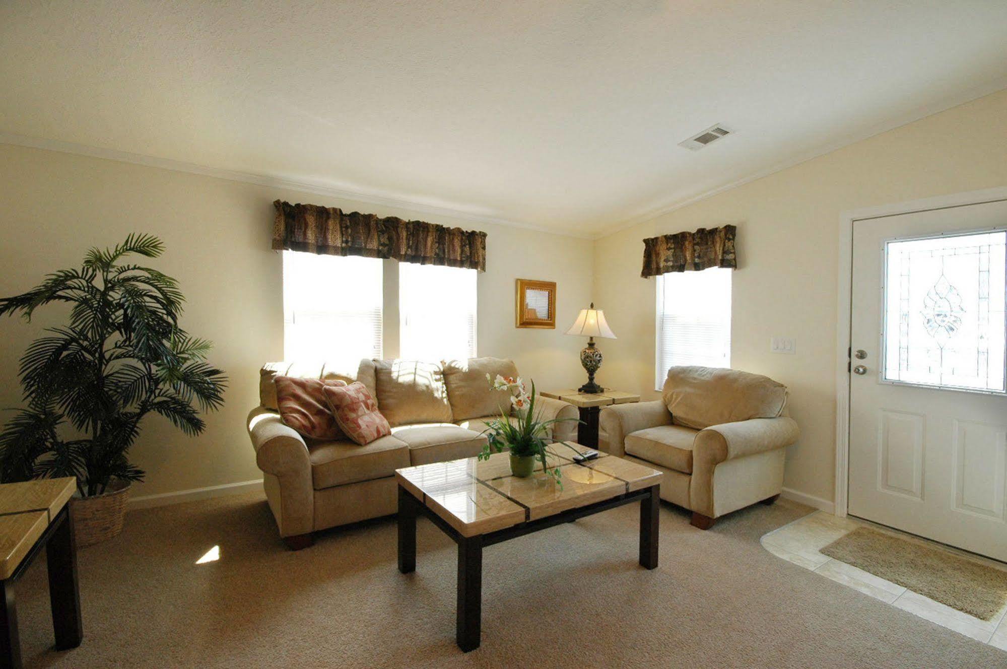 Groves Rv Resort Harlem Heights Buitenkant foto