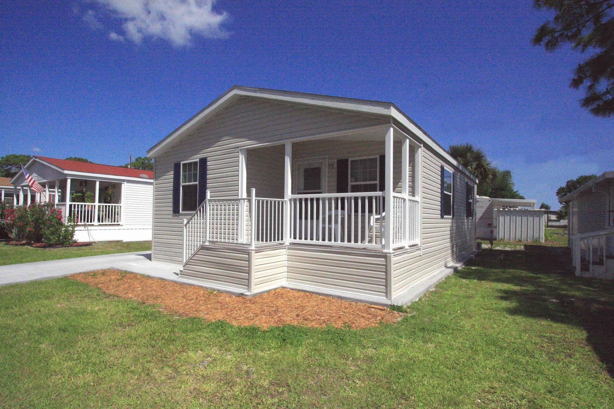 Groves Rv Resort Harlem Heights Buitenkant foto