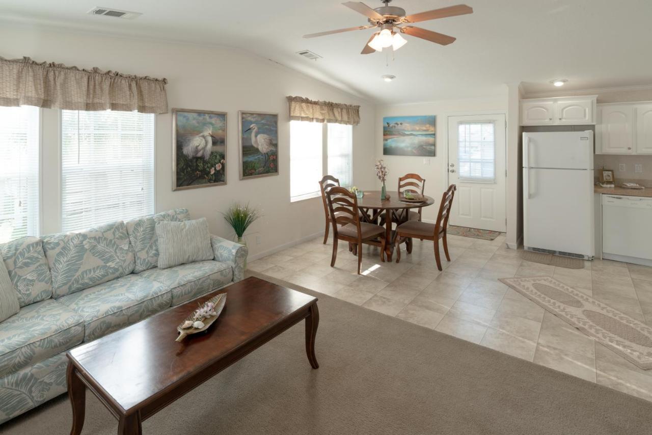 Groves Rv Resort Harlem Heights Buitenkant foto