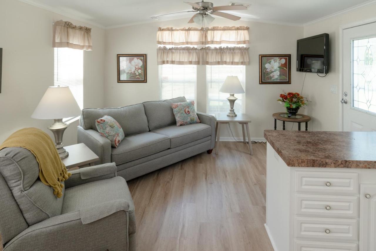 Groves Rv Resort Harlem Heights Buitenkant foto