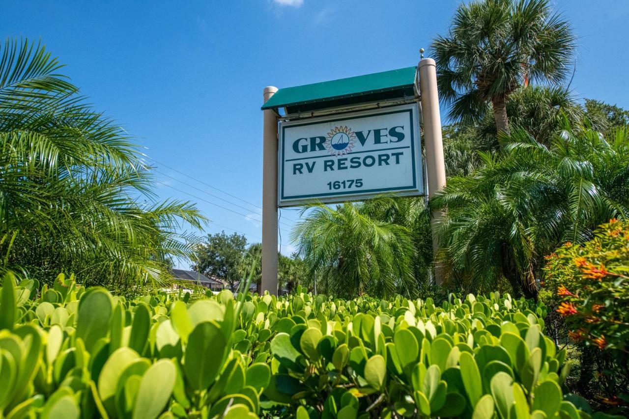 Groves Rv Resort Harlem Heights Buitenkant foto