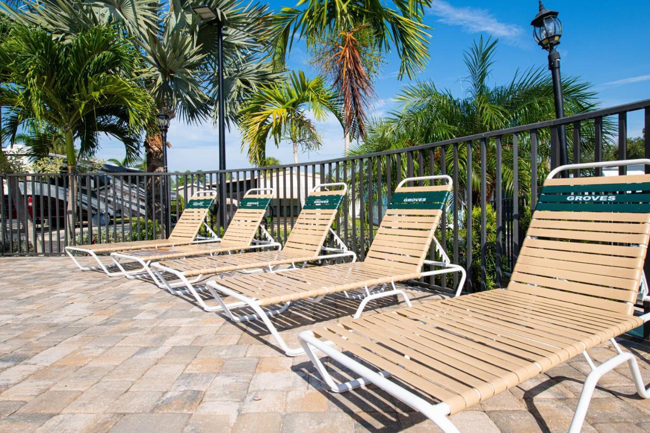 Groves Rv Resort Harlem Heights Buitenkant foto